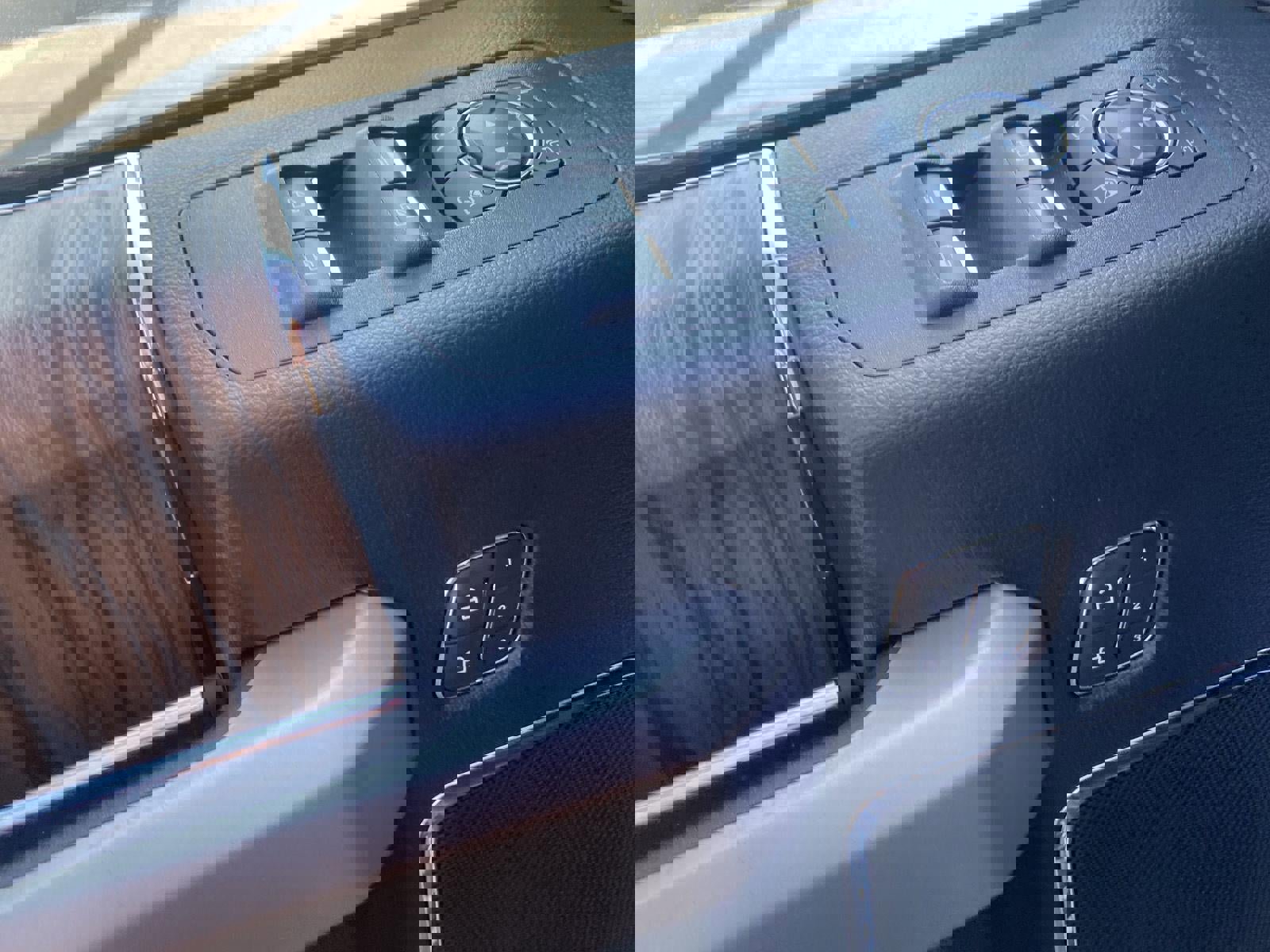 Used 2020 Ford F150 Lariat w/ Equipment Group 502A Luxury AWD/4WD image 19