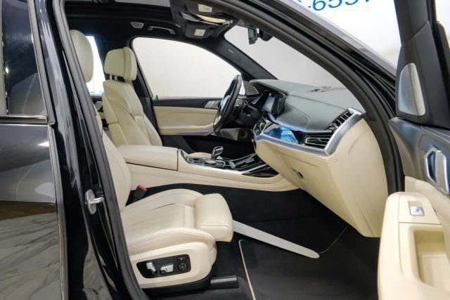 Used 2021 BMW ALPINA XB7 AWD/4WD image 44