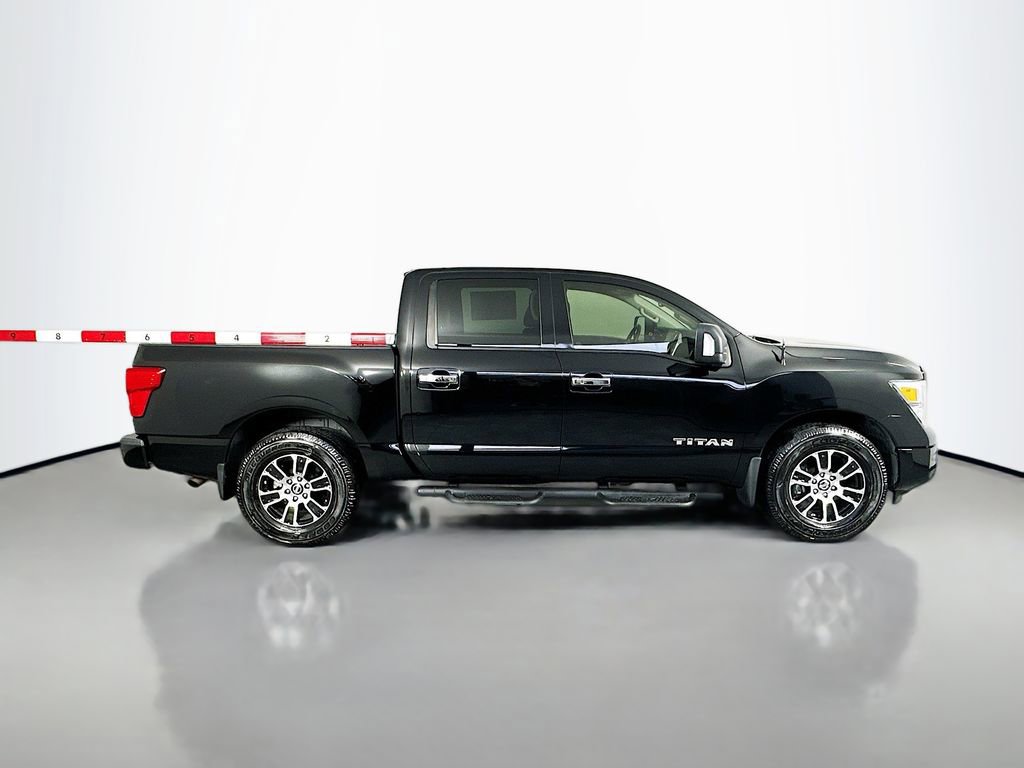 Used 2021 Nissan Titan SV w/ SV Convenience Package AWD/4WD image 8