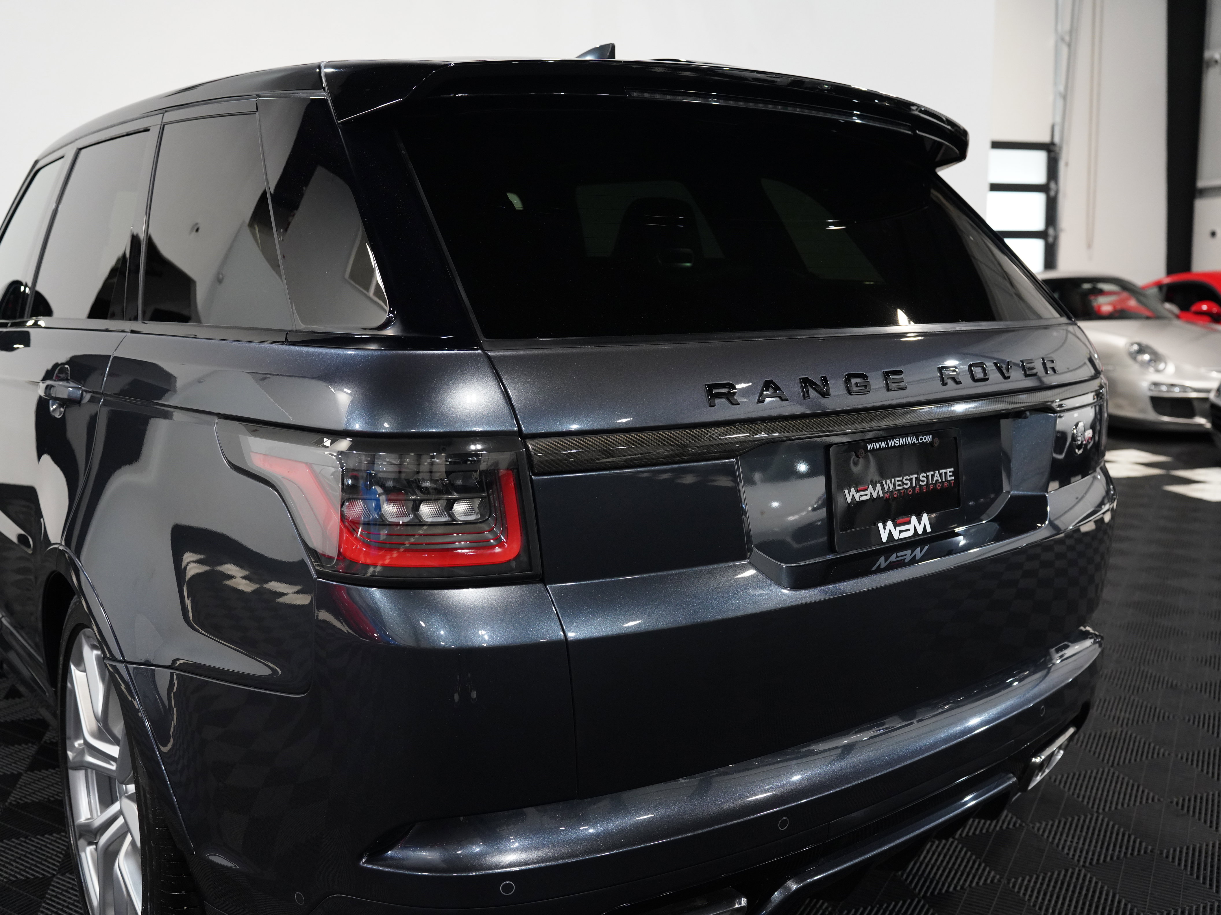 Used 2018 Land Rover Range Rover Sport SVR image 19