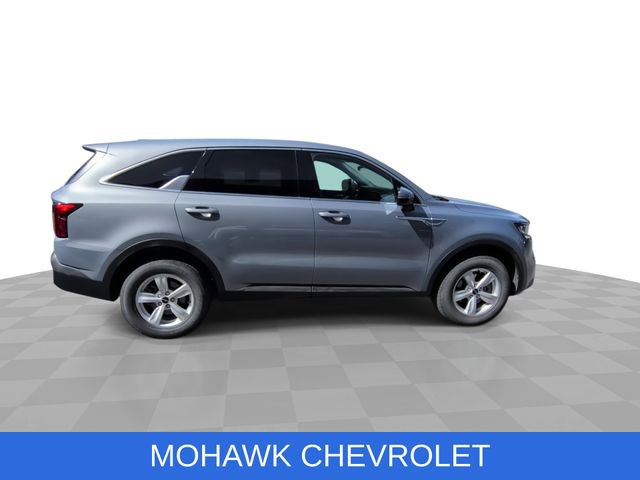 Used 2023 Kia Sorento LX AWD/4WD image 9