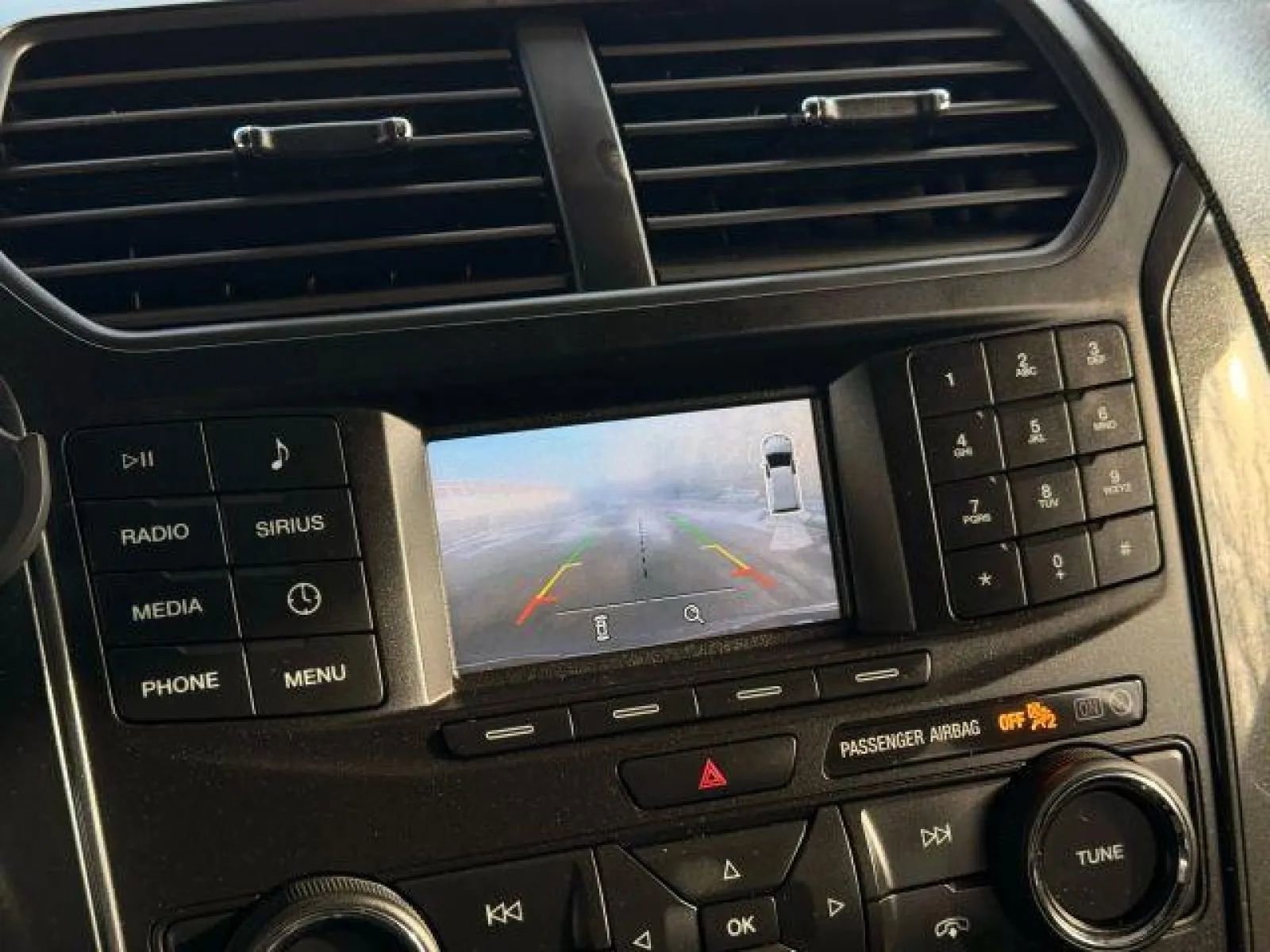 Used 2019 Ford Explorer XLT image 35
