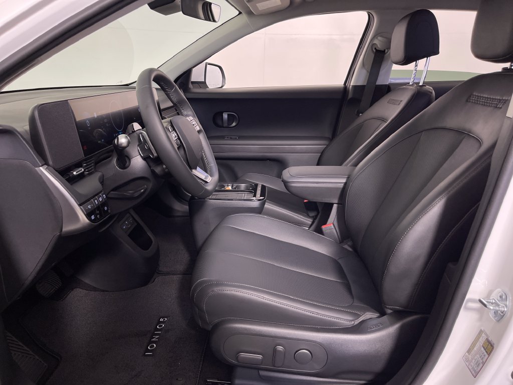 New 2027 Hyundai Ioniq 5 SEL RWD image 12