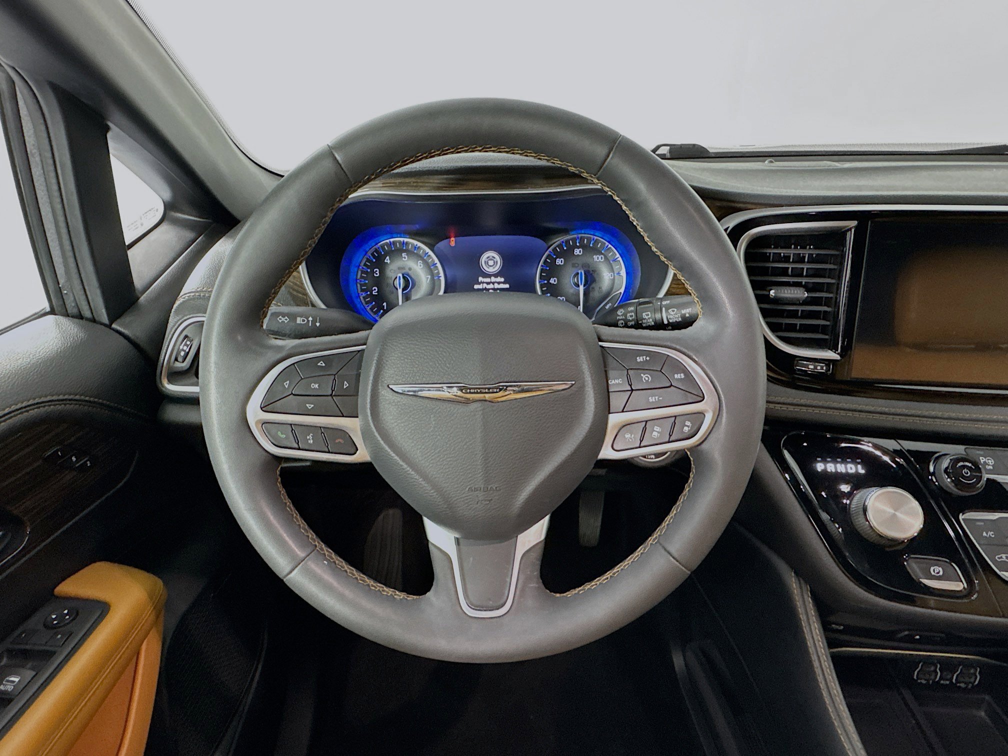 Used 2022 Chrysler Pacifica Pinnacle image 11