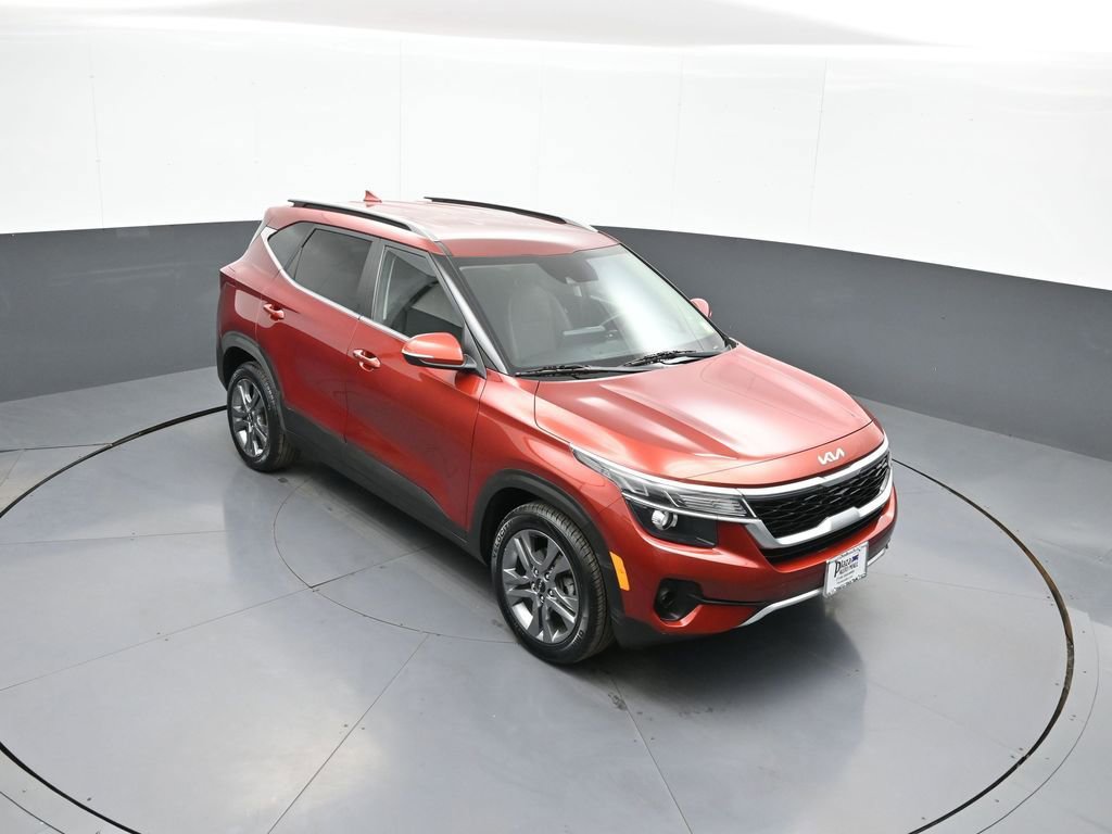 Certified 2022 Kia Seltos S image 35