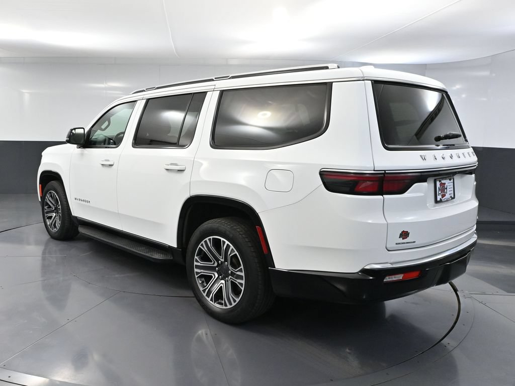 Used 2023 Jeep Wagoneer Series II AWD/4WD image 6