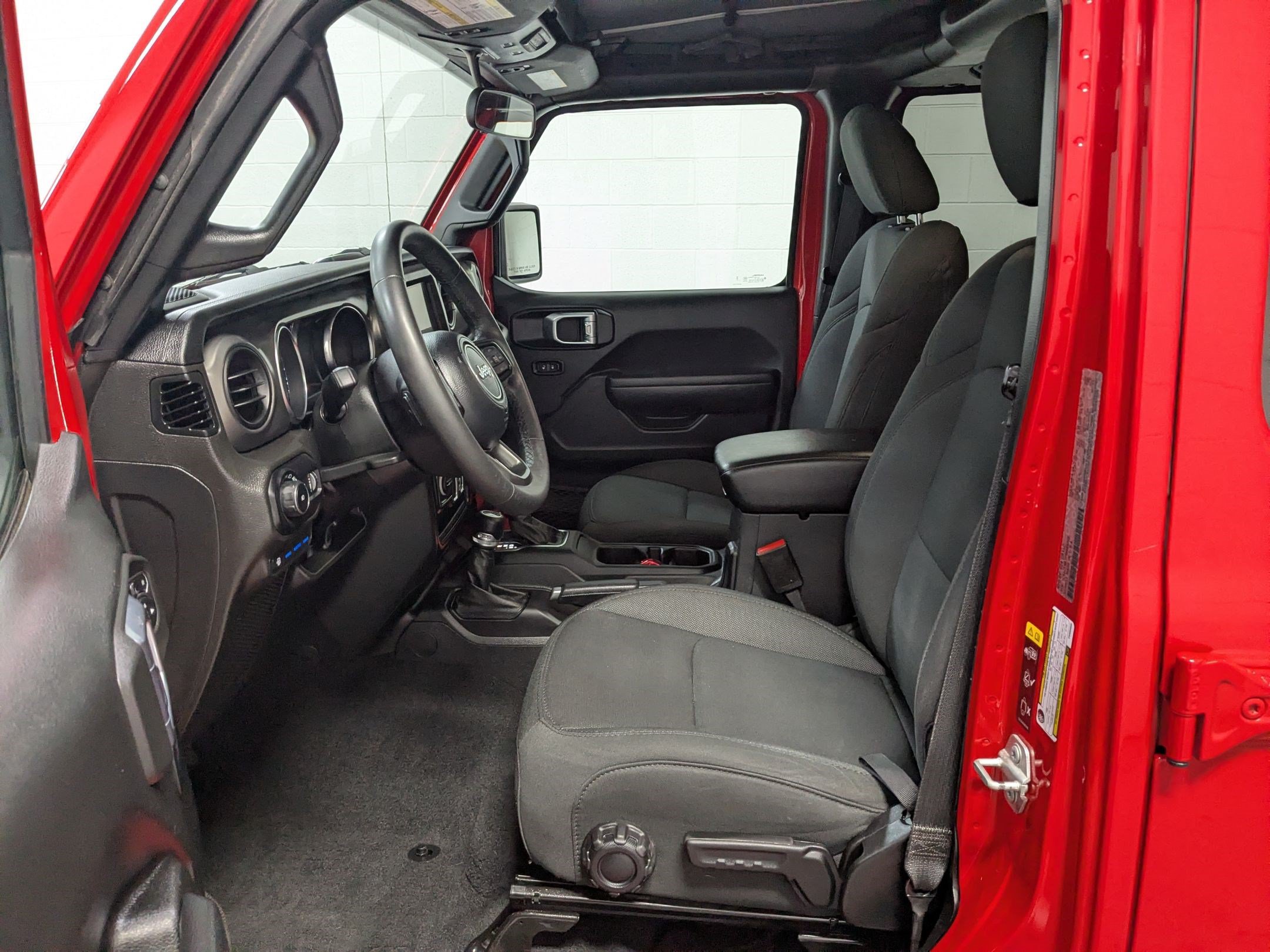 Used 2023 Jeep Wrangler Unlimited AWD/4WD image 20