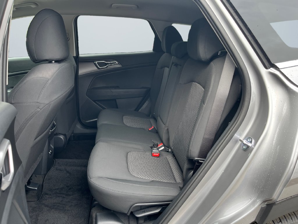 New 2026 Kia Sportage LX FWD image 13