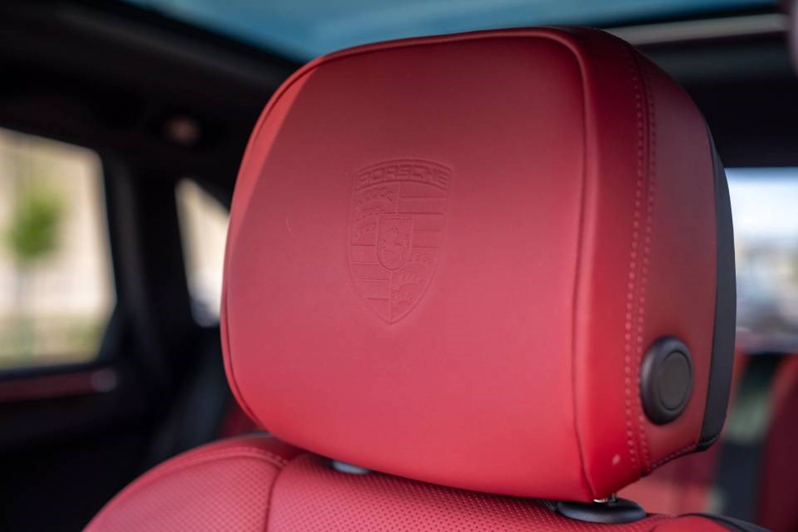 New 2026 Porsche Macan Turbo AWD/4WD image 14