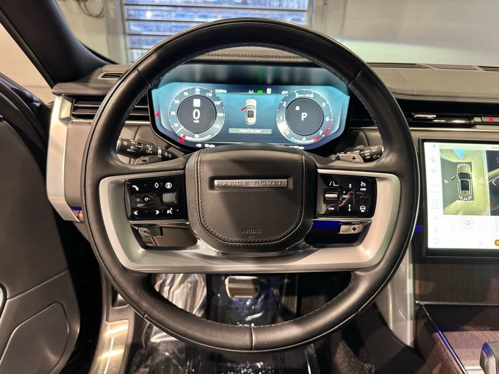 Used 2025 Land Rover Range Rover SE AWD/4WD image 15