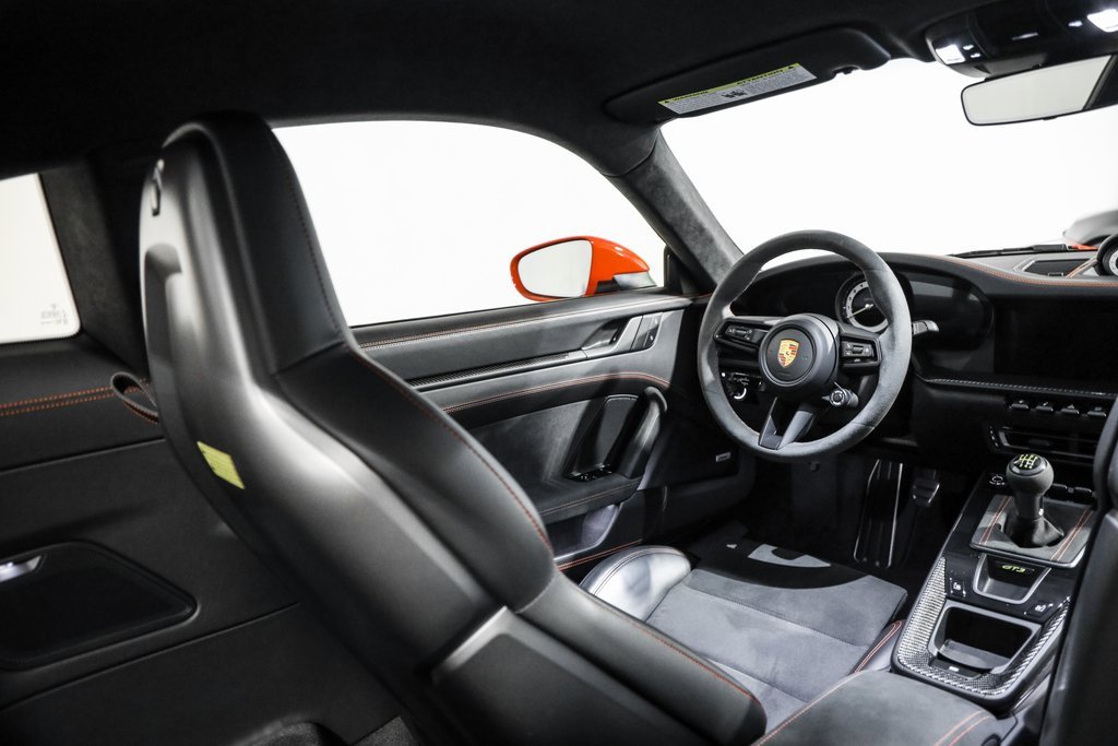 Used 2022 Porsche 911 GT3 image 31