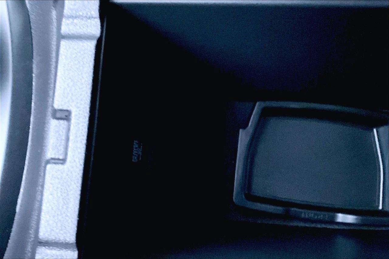 Used 2018 Acura RDX AWD w/ Advance Package image 16