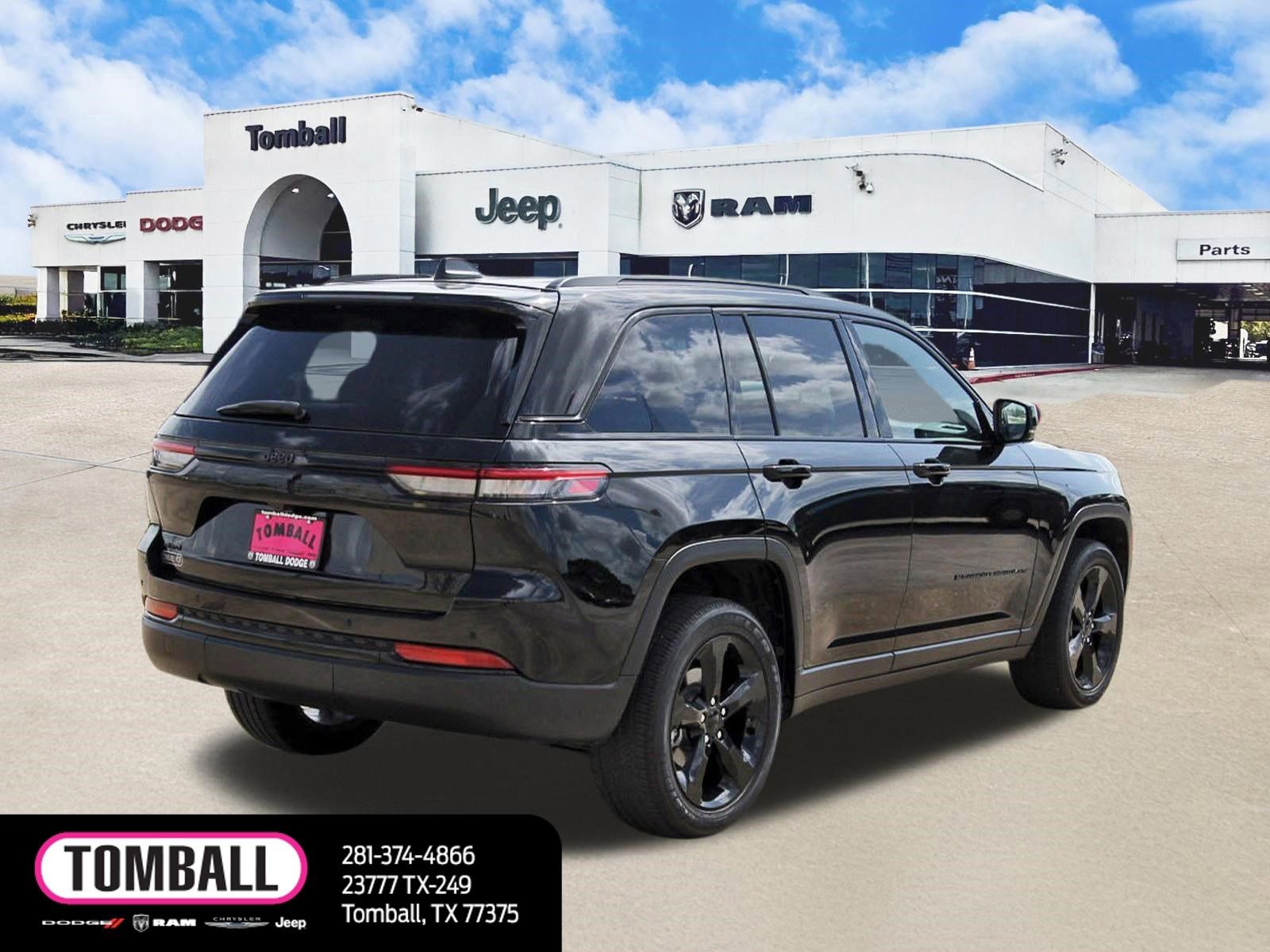 Used 2023 Jeep Grand Cherokee Altitude image 7