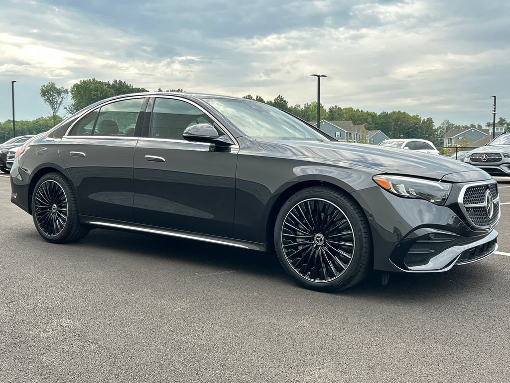 New 2026 Mercedes-Benz E 450 4MATIC Sedan image 2
