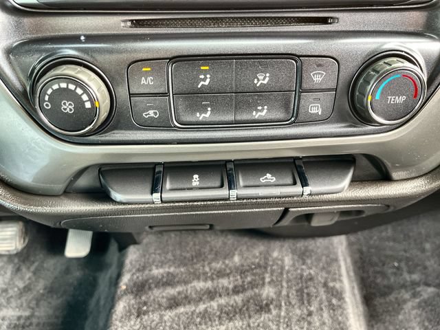 Used 2019 Chevrolet Silverado 1500 LT AWD/4WD image 17