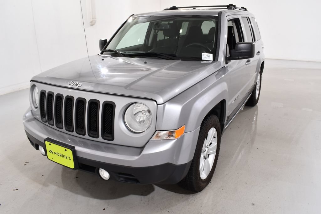 Used 2017 Jeep Patriot Latitude FWD image 2
