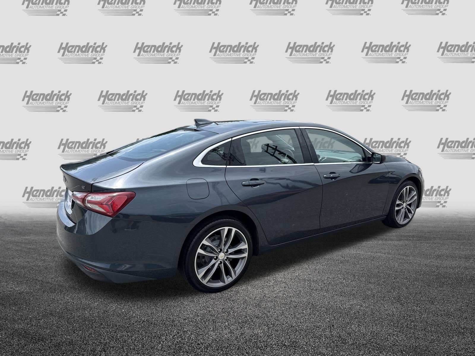 Used 2021 Chevrolet Malibu LT FWD image 15