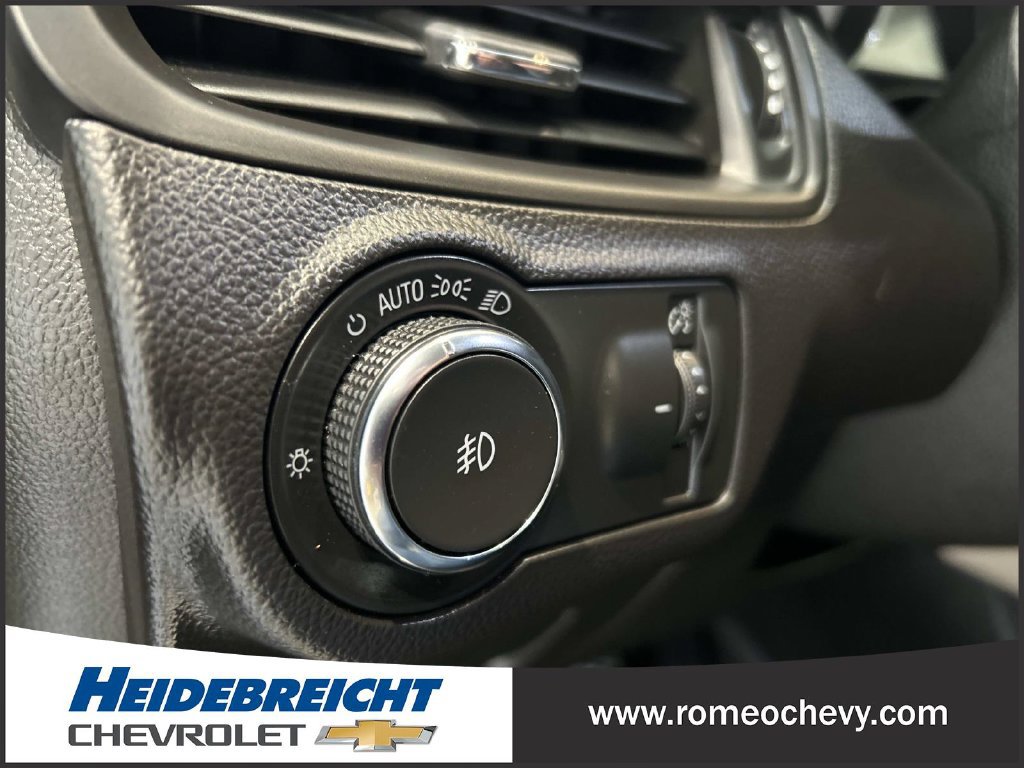 Certified 2020 Buick Envision Preferred FWD image 32