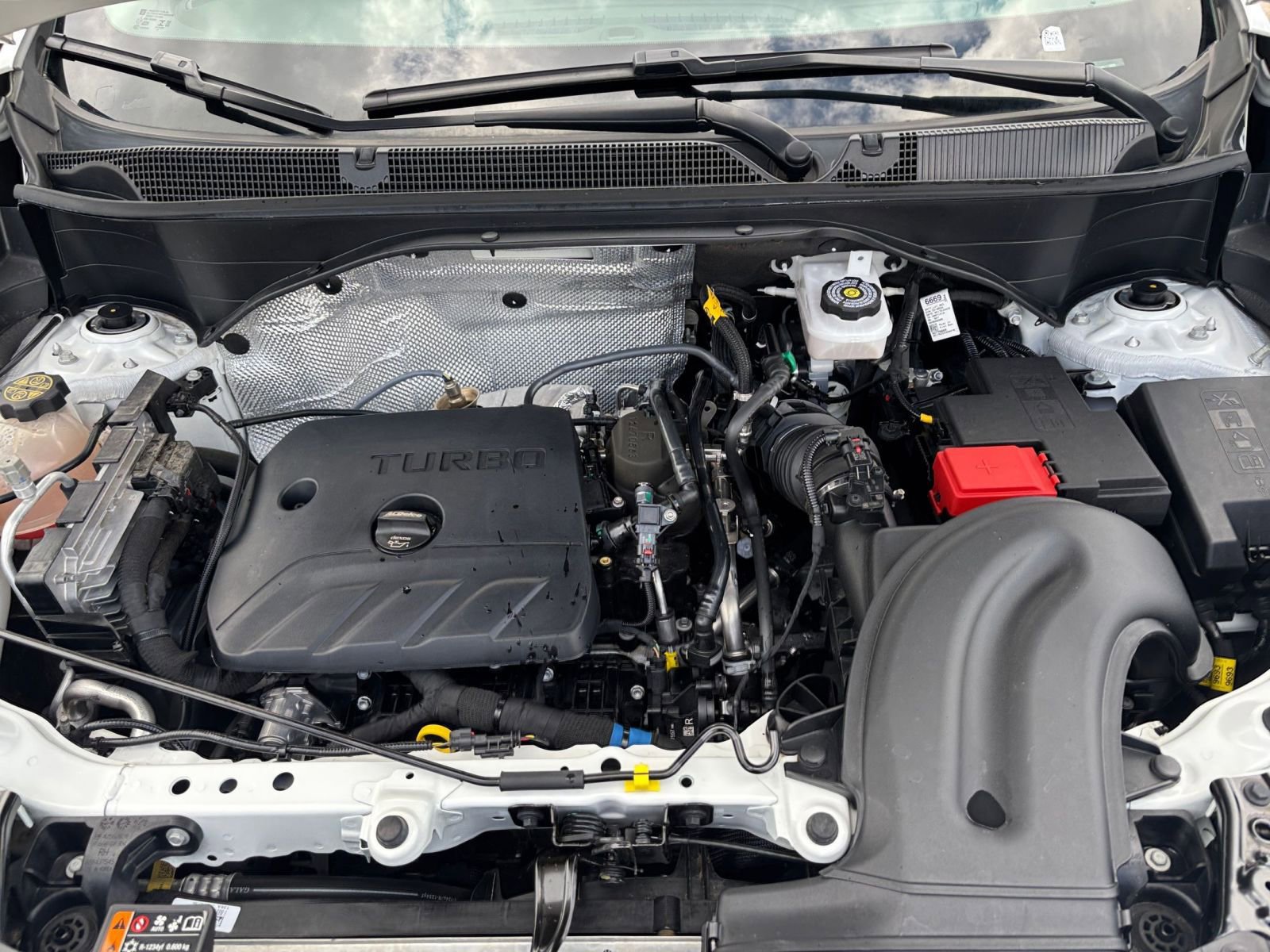 Used 2025 Buick Encore GX Preferred FWD image 31