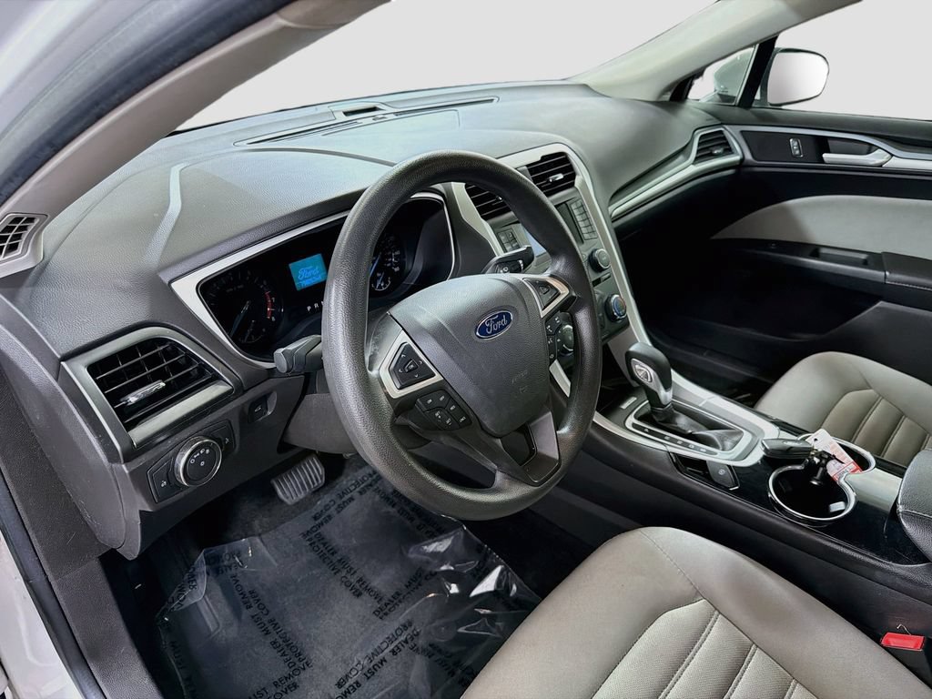 Used 2015 Ford Fusion S FWD image 11