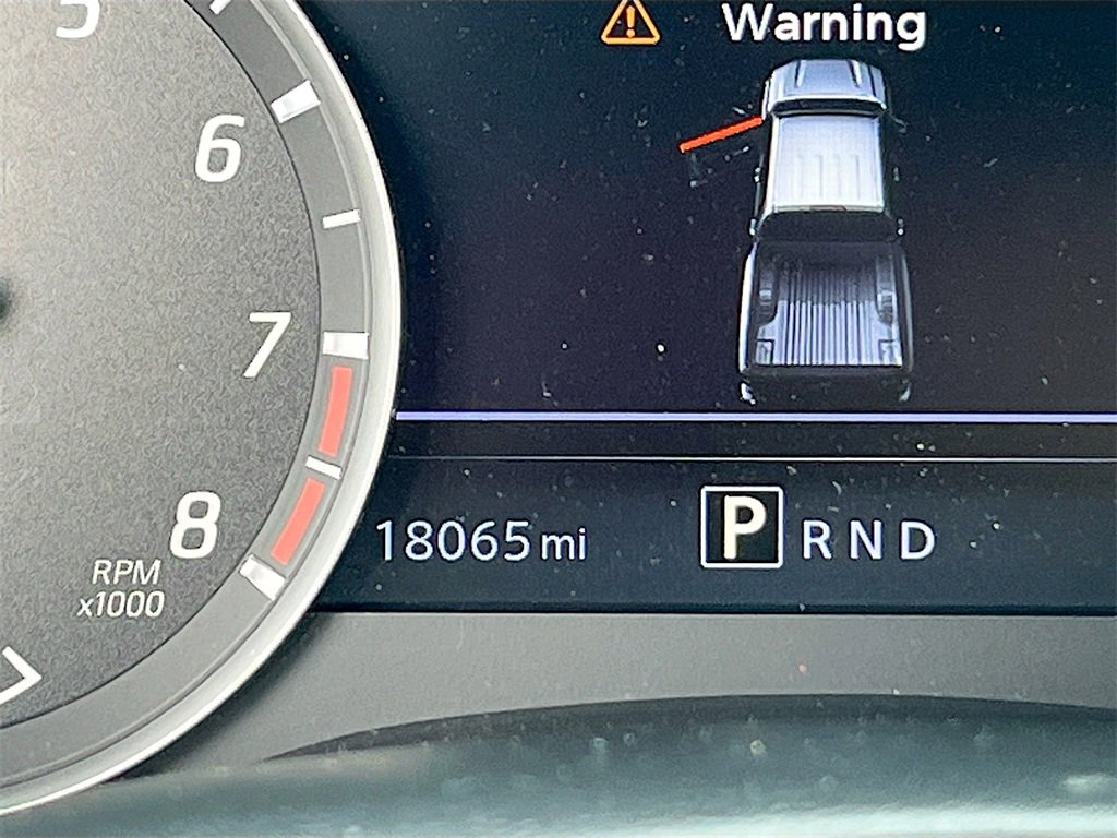 Used 2022 Nissan Frontier SV w/ Technology Package image 12