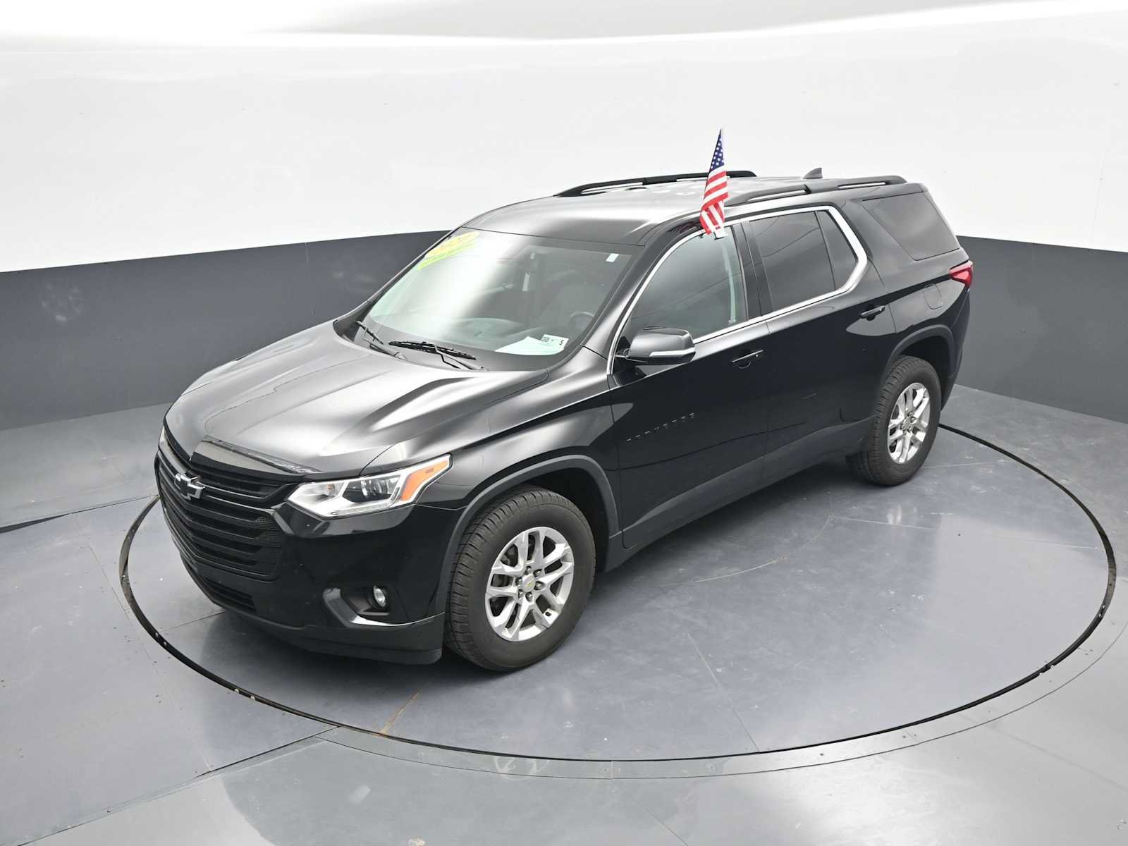 Used 2020 Chevrolet Traverse LT w/ LPO, Blackout Package AWD/4WD image 30
