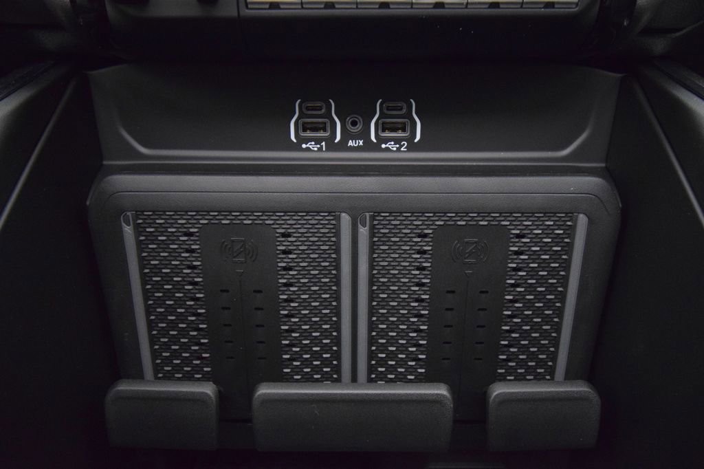 New 2026 RAM 2500 Laramie AWD/4WD image 24