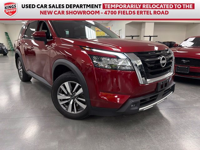 Used 2023 Nissan Pathfinder SL AWD/4WD image 1