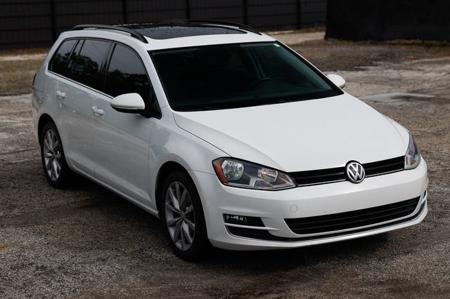 Used 2017 Volkswagen Golf SE FWD image 18