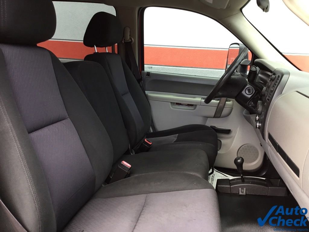 Used 2013 Chevrolet Silverado 3500 W/T w/ Snow Plow Prep Package image 38