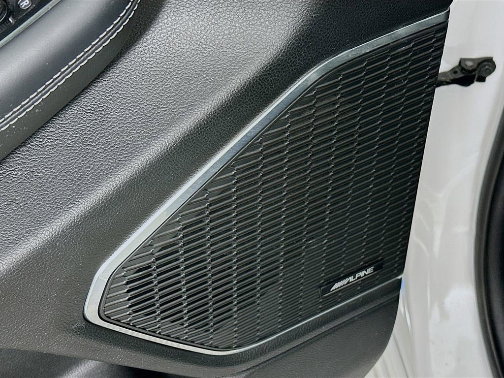 Certified 2024 Jeep Grand Cherokee Overland image 29