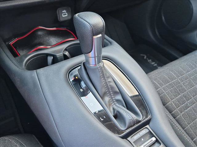 Used 2023 Honda HR-V LX image 15
