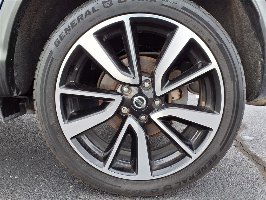 Used 2019 Nissan Rogue Sport SL w/ Premium Package image 36