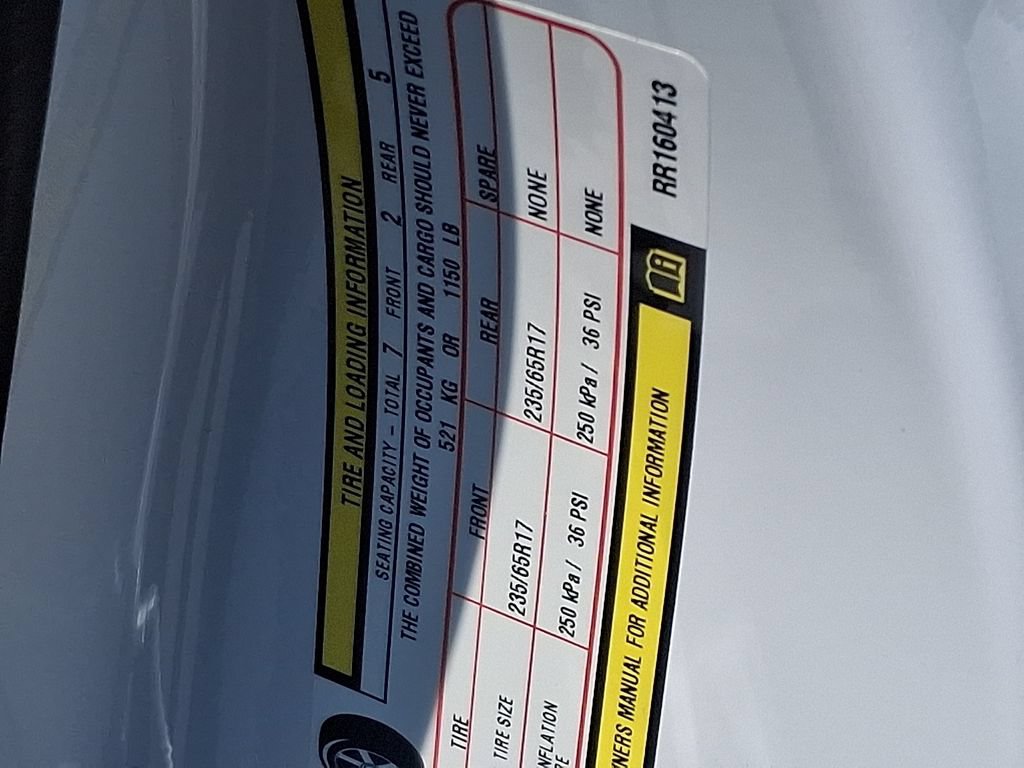 Used 2024 Chrysler Voyager LX FWD image 27