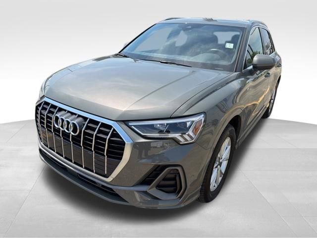 Used 2025 Audi Q3 2.0T Premium image 4