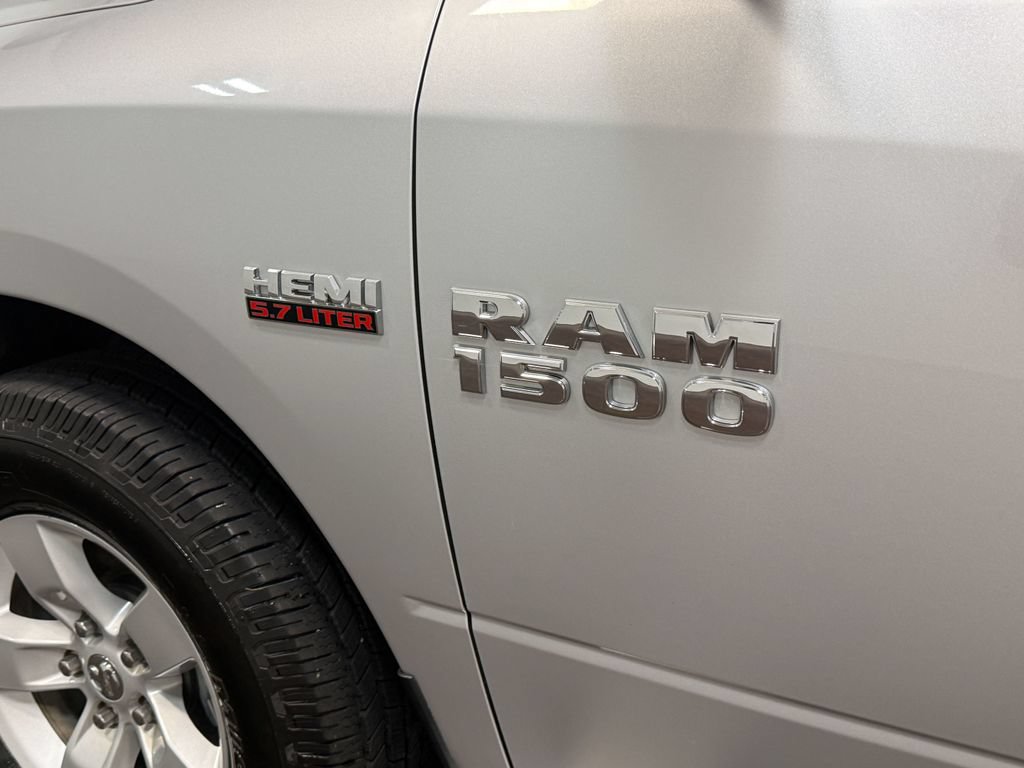 Used 2017 RAM 1500 Express RWD image 55