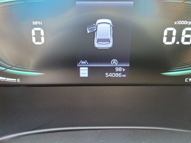 Used 2024 Kia Soul LX w/ Option Group 015 FWD image 8