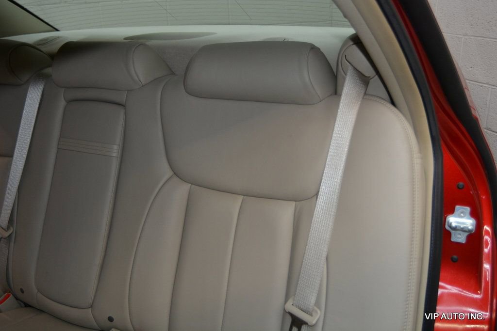 Used 2010 Cadillac DTS image 23