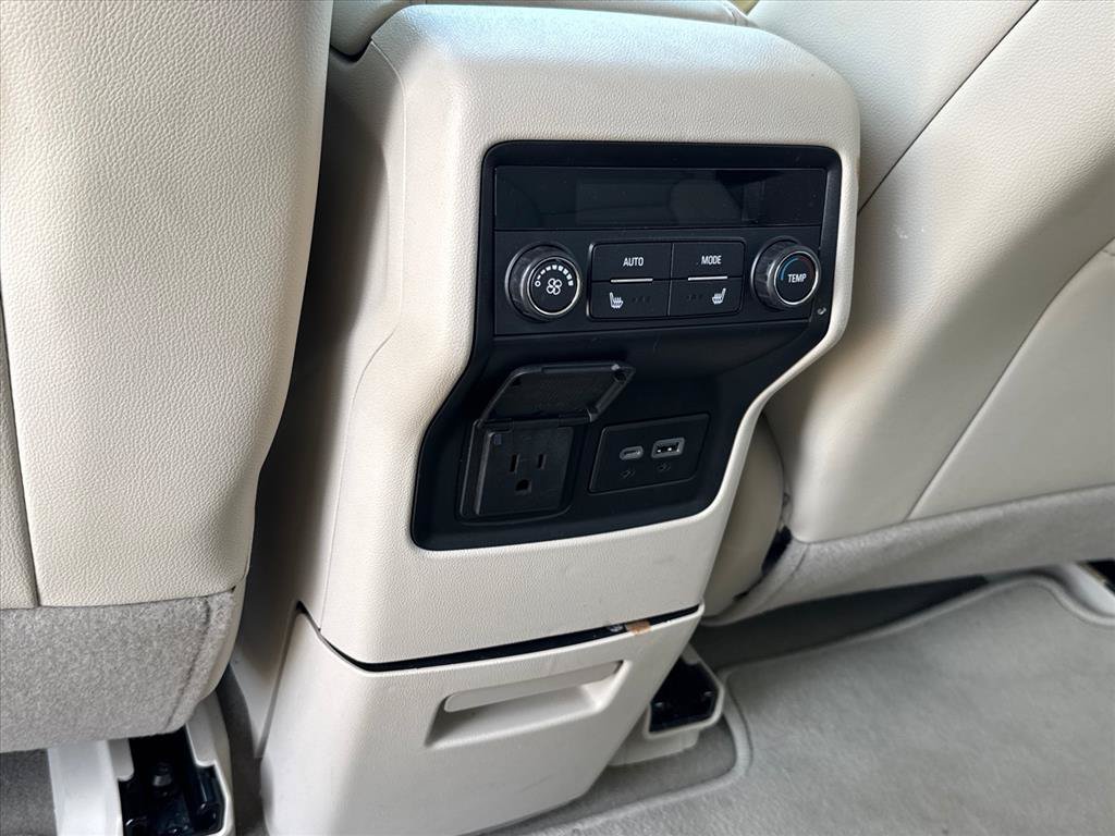 Used 2023 GMC Acadia Denali AWD/4WD image 12