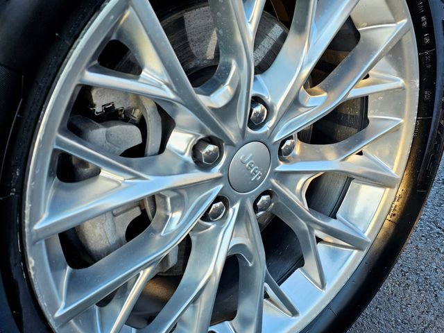 Used 2021 Jeep Grand Cherokee L Summit w/ Luxury Tech Group V image 7