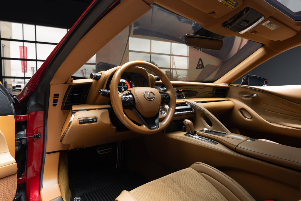 Used 2018 Lexus LC 500 Coupe w/ Sport Package RWD image 20