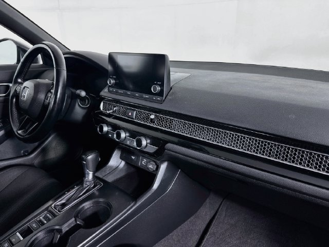 Used 2023 Honda Civic Sport image 27