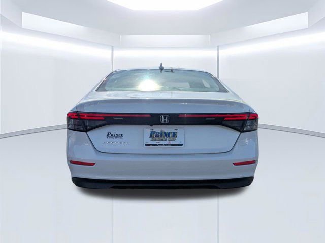 Used 2023 Honda Accord LX image 5