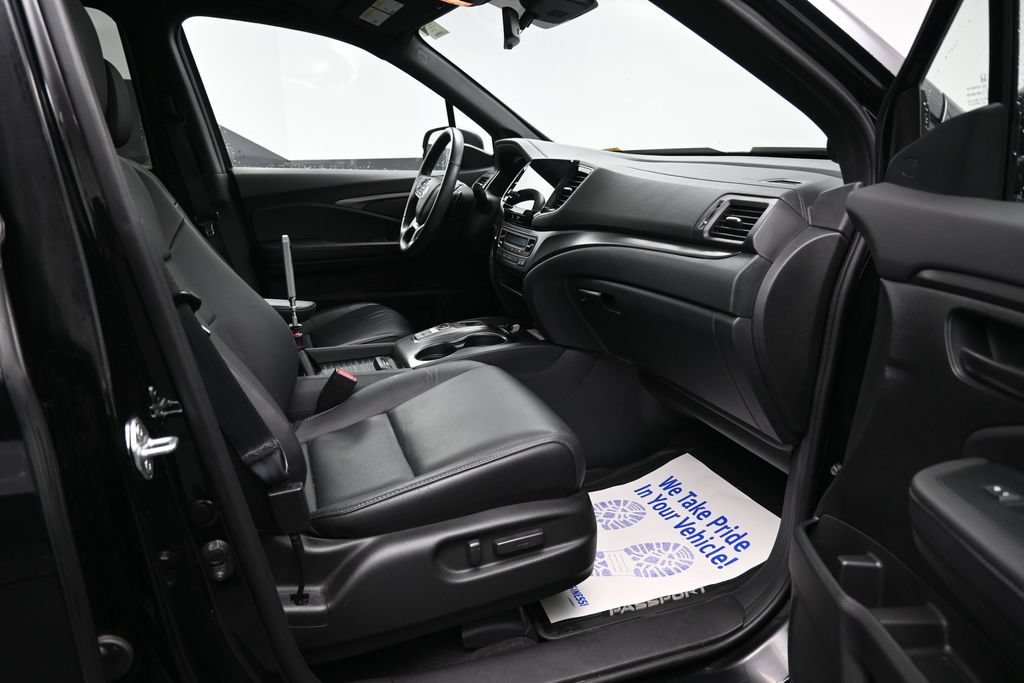 Used 2023 Honda Passport EX-L image 19