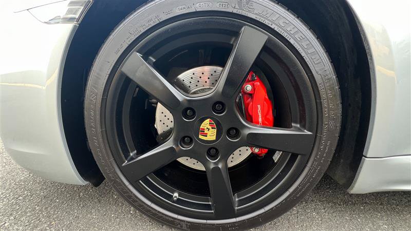 Used 2018 Porsche 718 Boxster RWD image 33