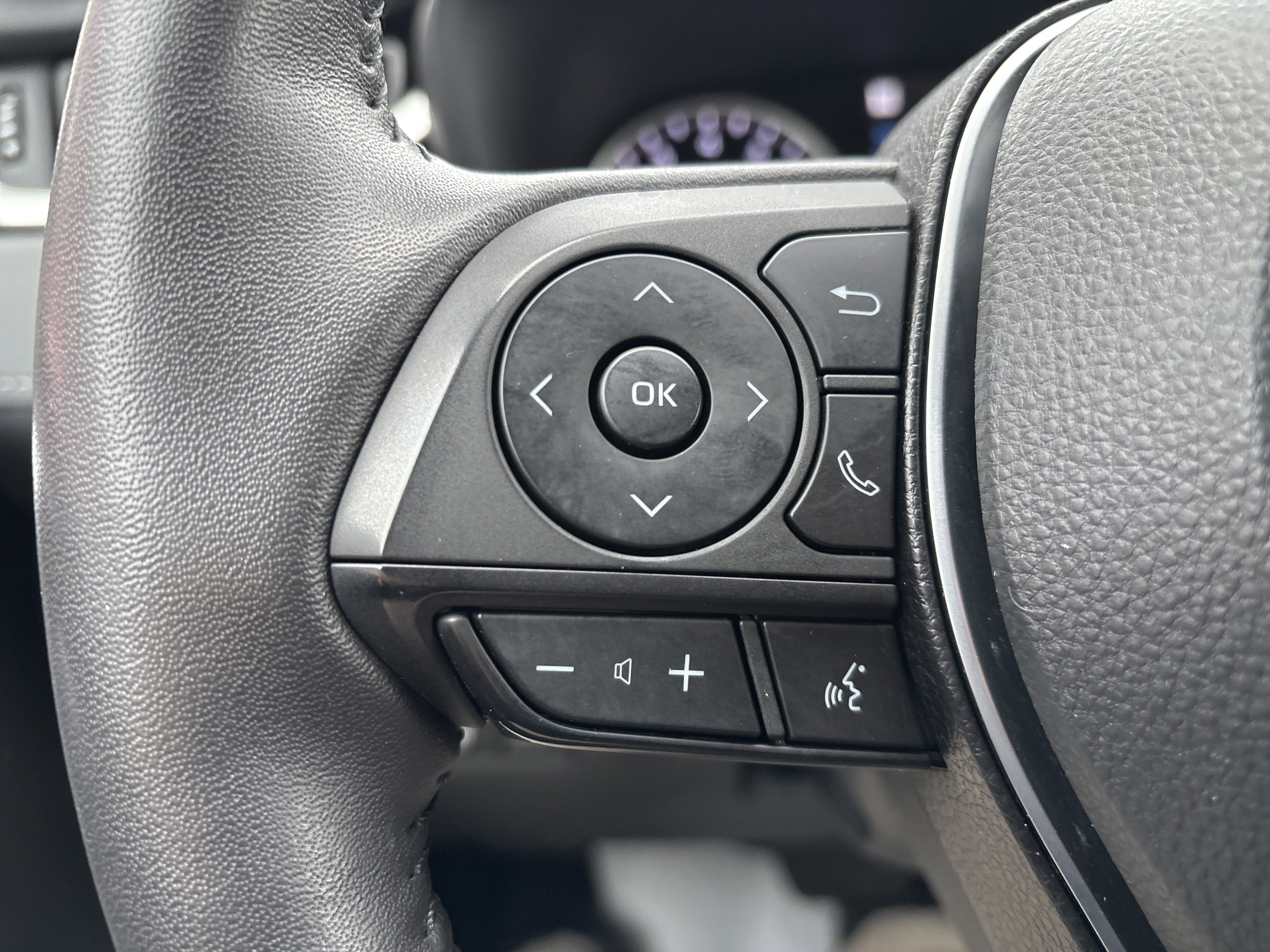 Certified 2022 Toyota RAV4 XLE Premium image 19