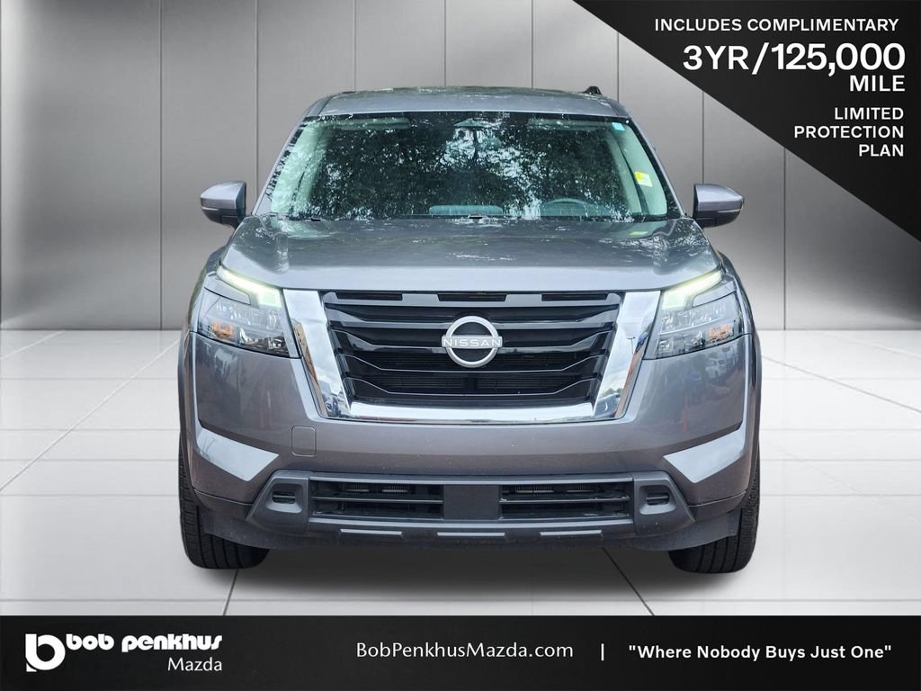 Used 2025 Nissan Pathfinder SV FWD image 22