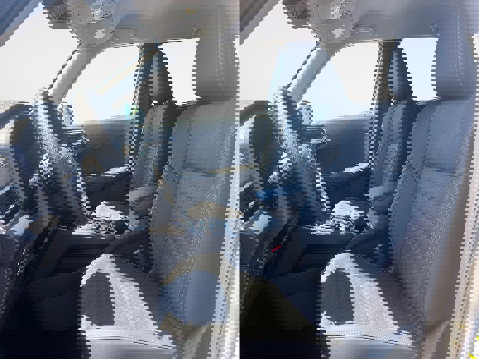 New 2025 Mitsubishi Outlander SE image 9