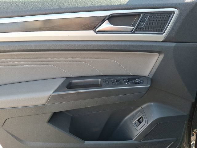 Used 2023 Volkswagen Atlas SE AWD/4WD image 13