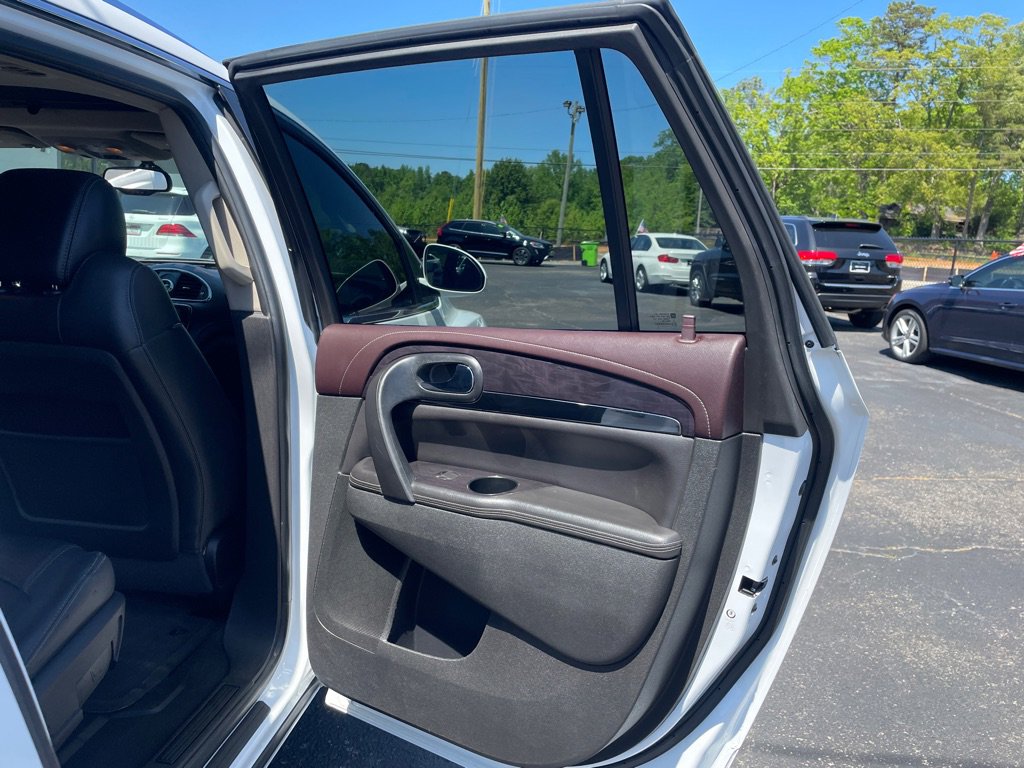 Used 2016 Buick Enclave Leather AWD/4WD image 20